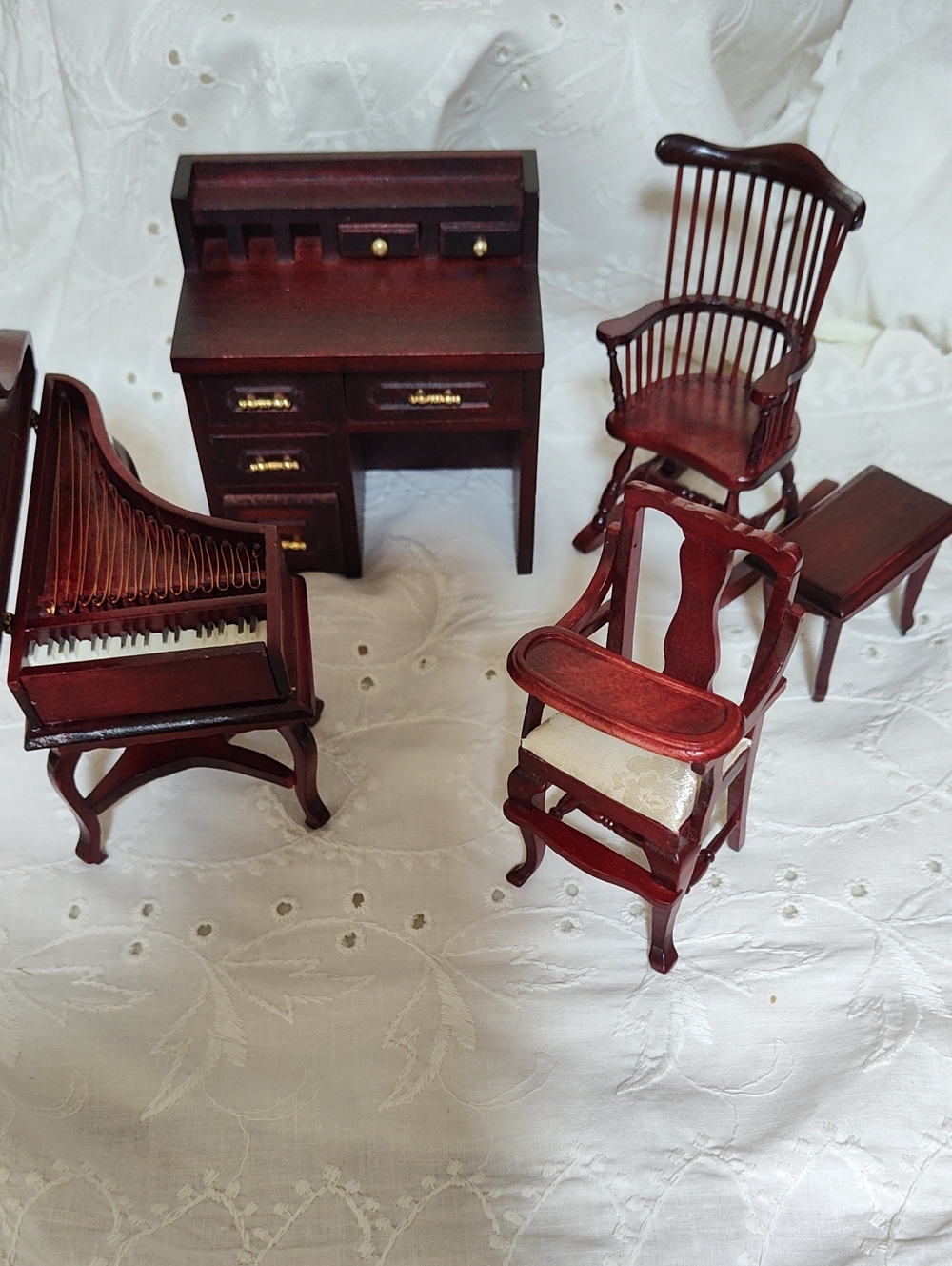 Miniature Dollhouse Mahogany Furniture Set - Kids Toys Dolls & Accessories